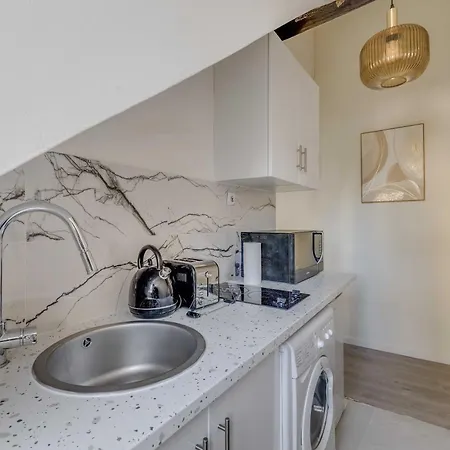Charming - 2p- Le Marais Daire